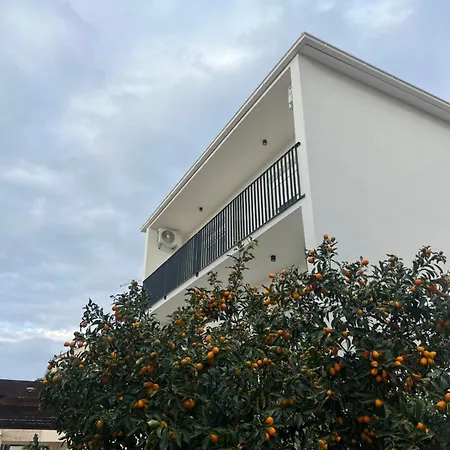 Jurkas Apartment Trogir Exterior photo